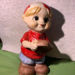 Ceramic baseball catcher boy 5 inches